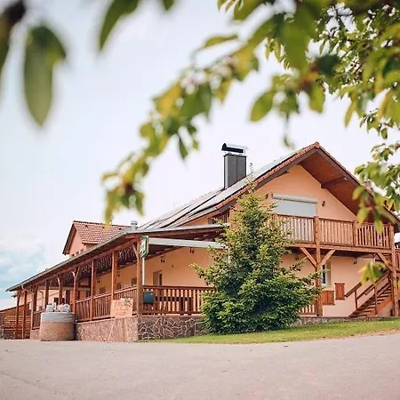 Galloway Farma - Country Relax 3* Roupov