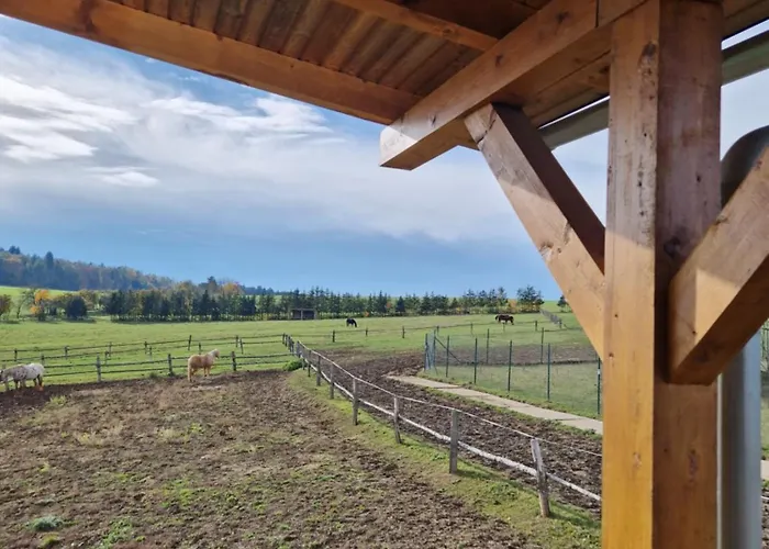 Country Relax 3* Roupov